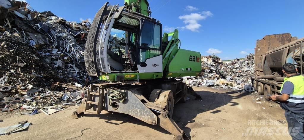 Sennebogen 821 E Materialumschlag