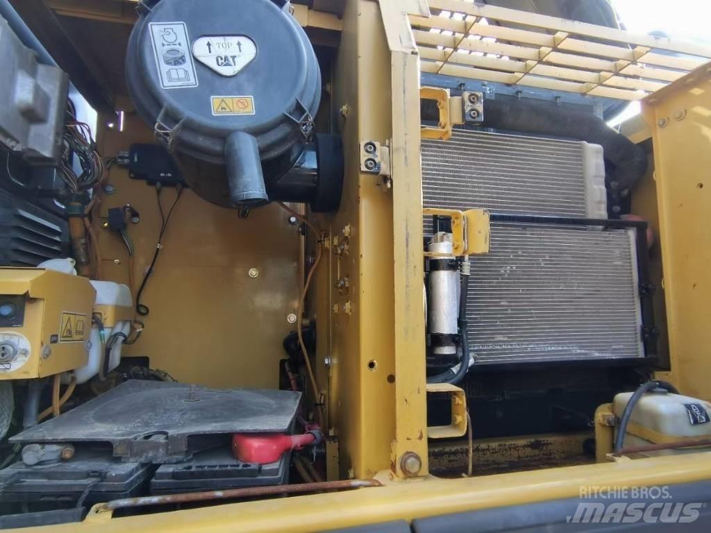 CAT 320 Midibagger  7t - 12t