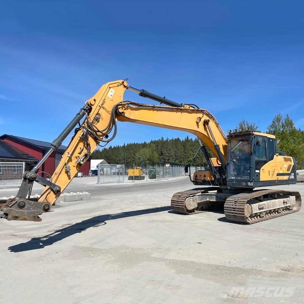 Hyundai HX220L Raupenbagger