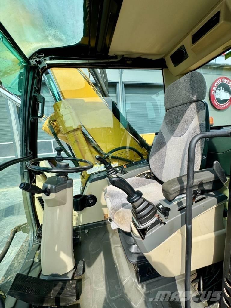 CAT M 318 C Mobilbagger