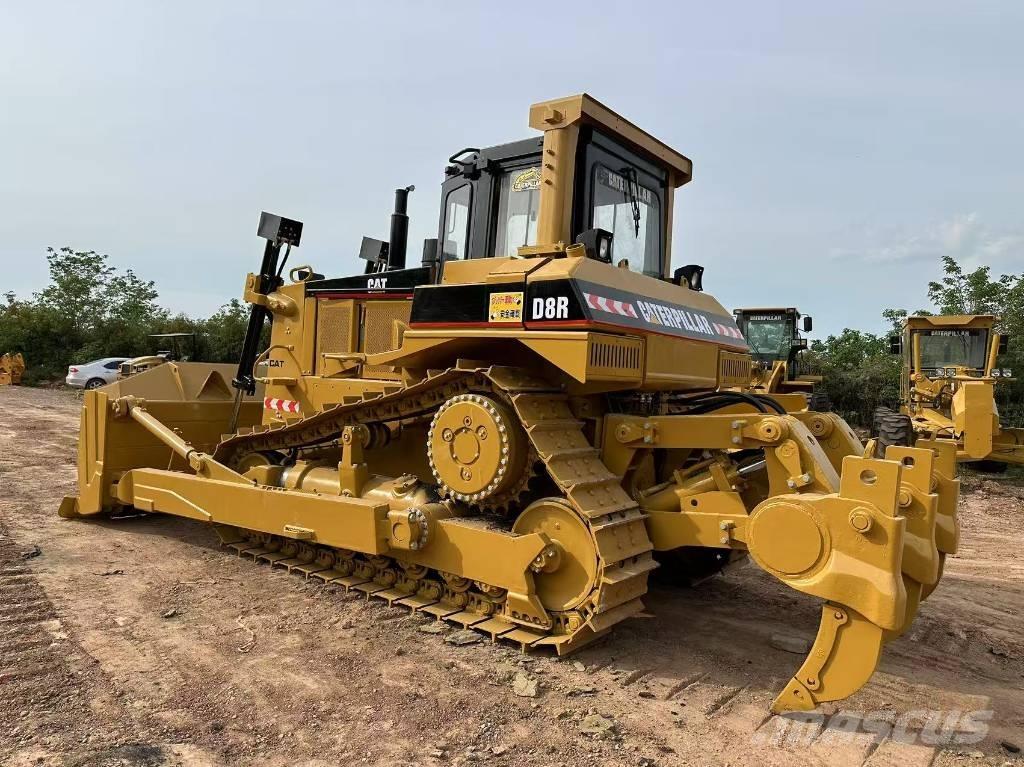 CAT D8R Bulldozer