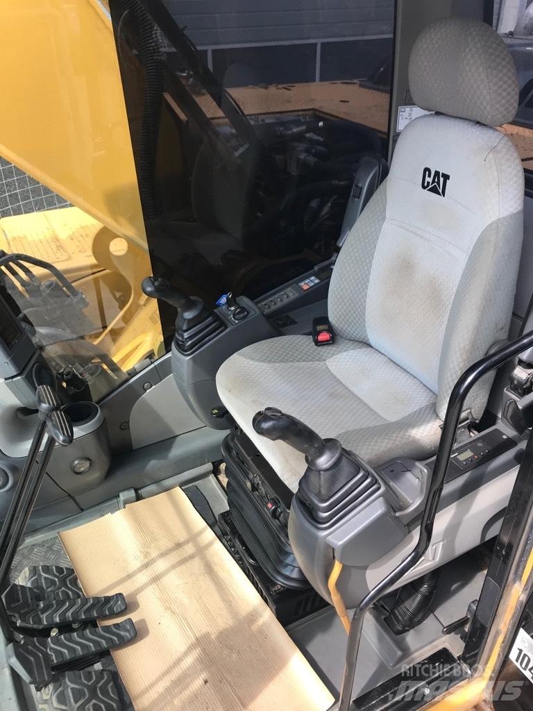 CAT 324D Raupenbagger