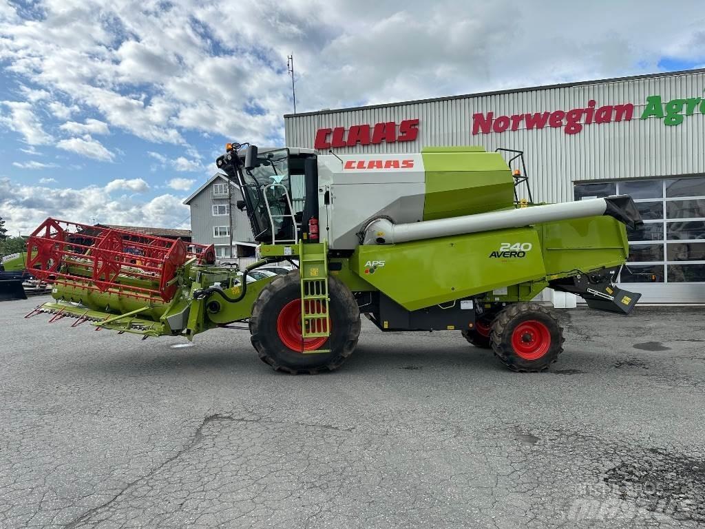 CLAAS Avero 240 Mähdrescher