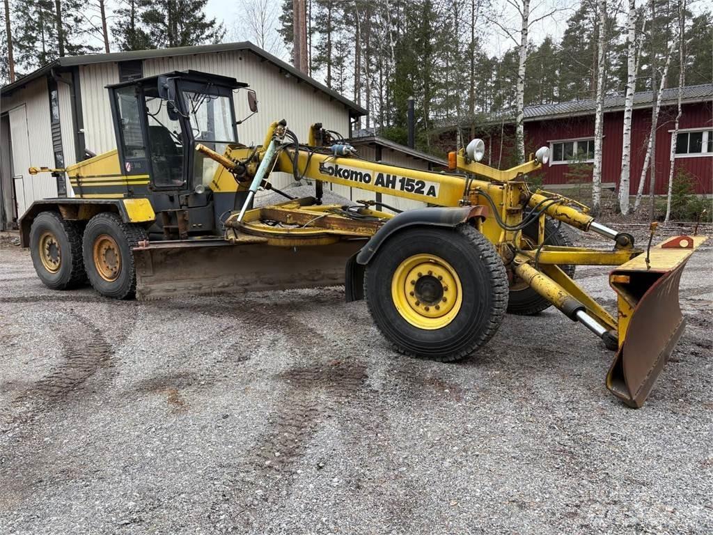 Lokomo AH 152-A Grader