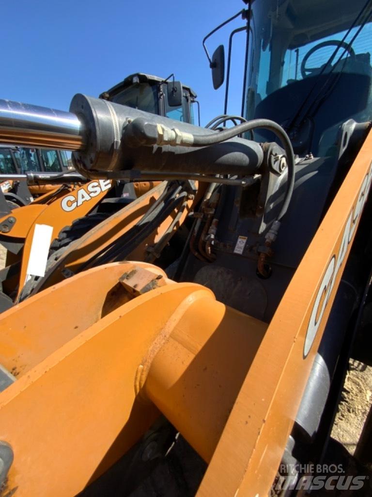 CASE 621G Radlader