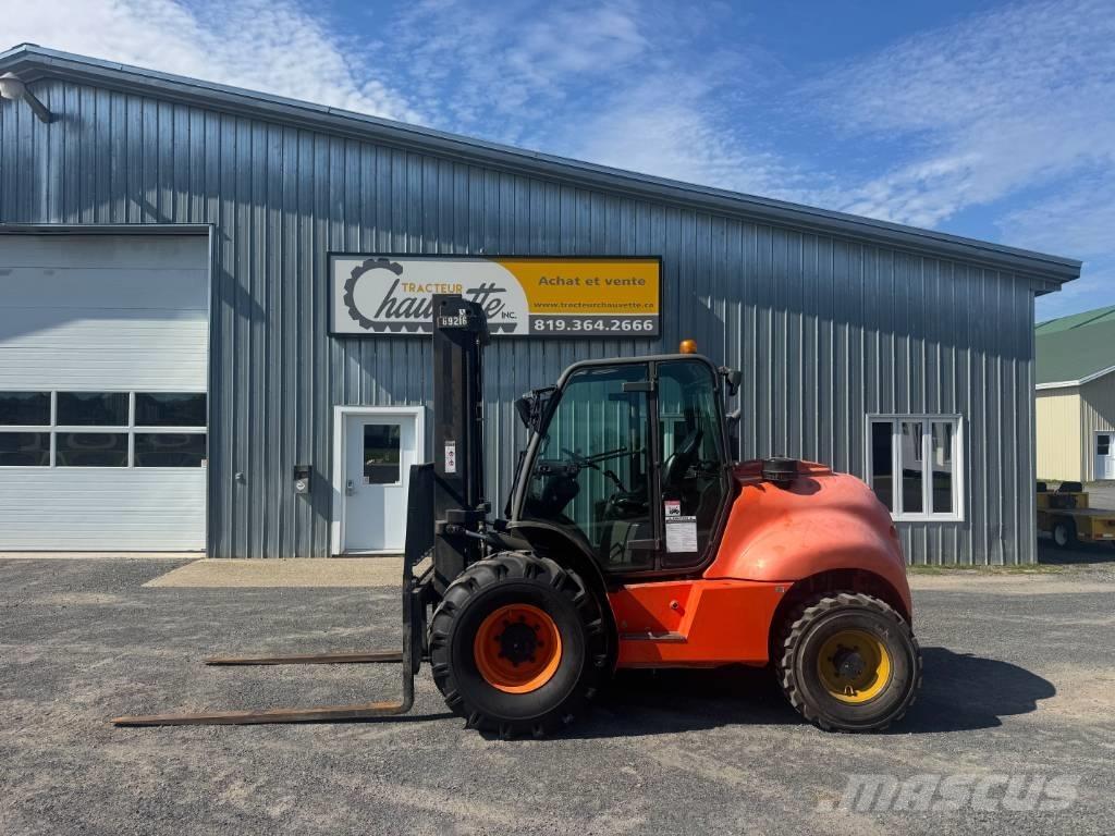 Ausa C 400 H Geländestapler