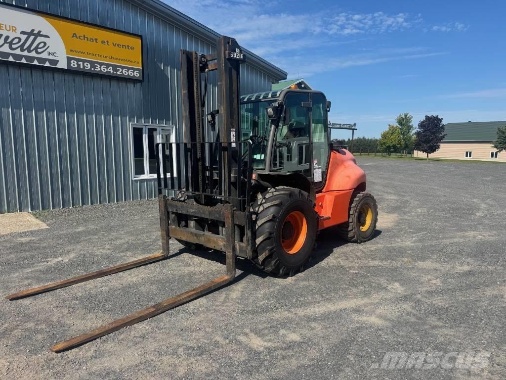 Ausa C 400 H Geländestapler