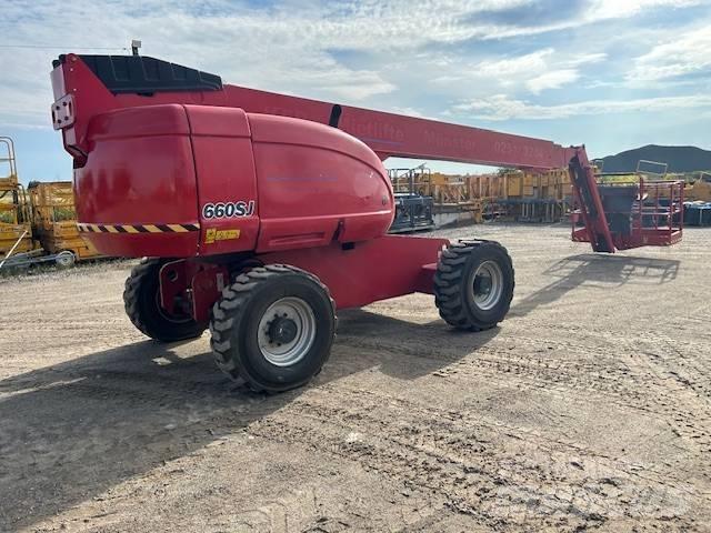 JLG 660 SJ Teleskopbühnen