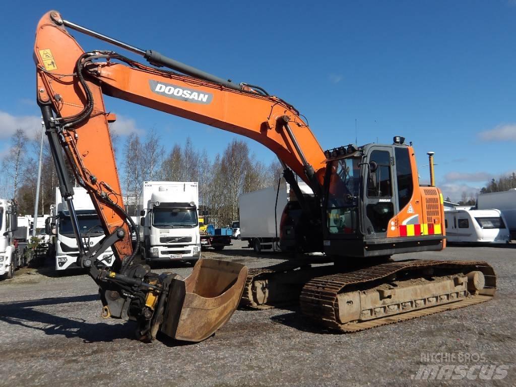 Doosan DX 235 LCR Raupenbagger