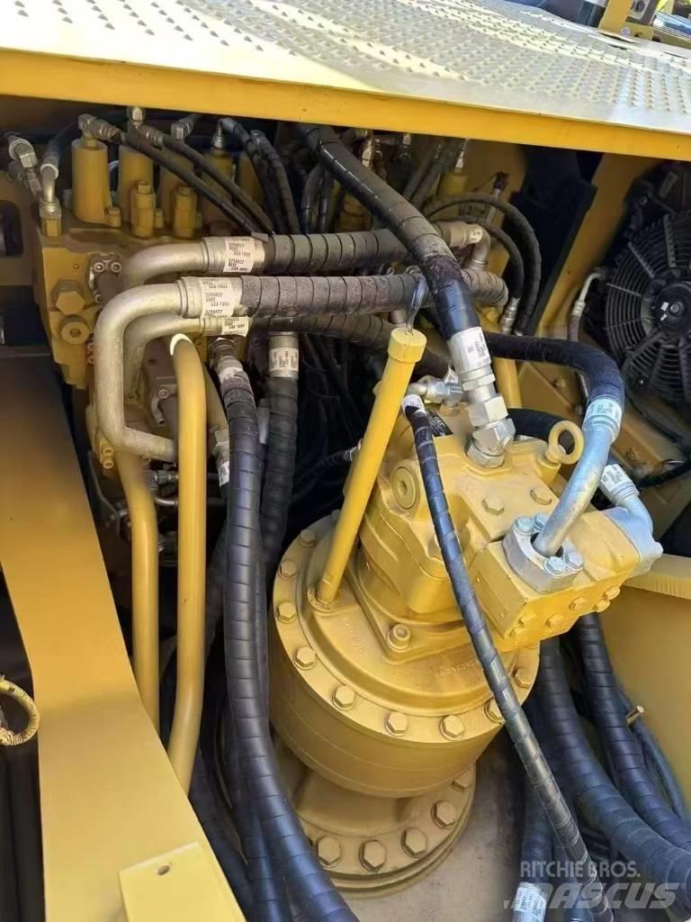 CAT 330 D2 L Raupenbagger