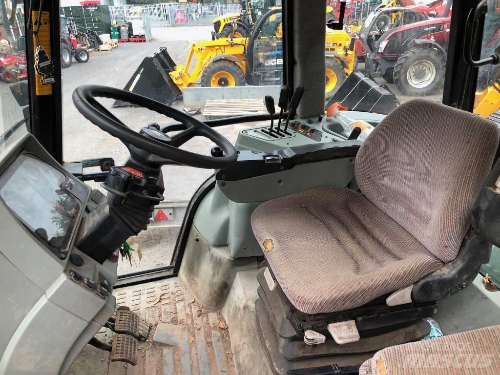 Massey Ferguson 8240 Traktoren