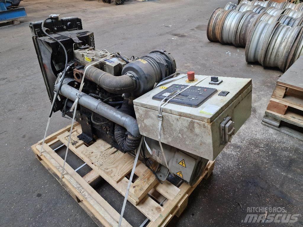 Perkins 404D-22 Transport Sonstige