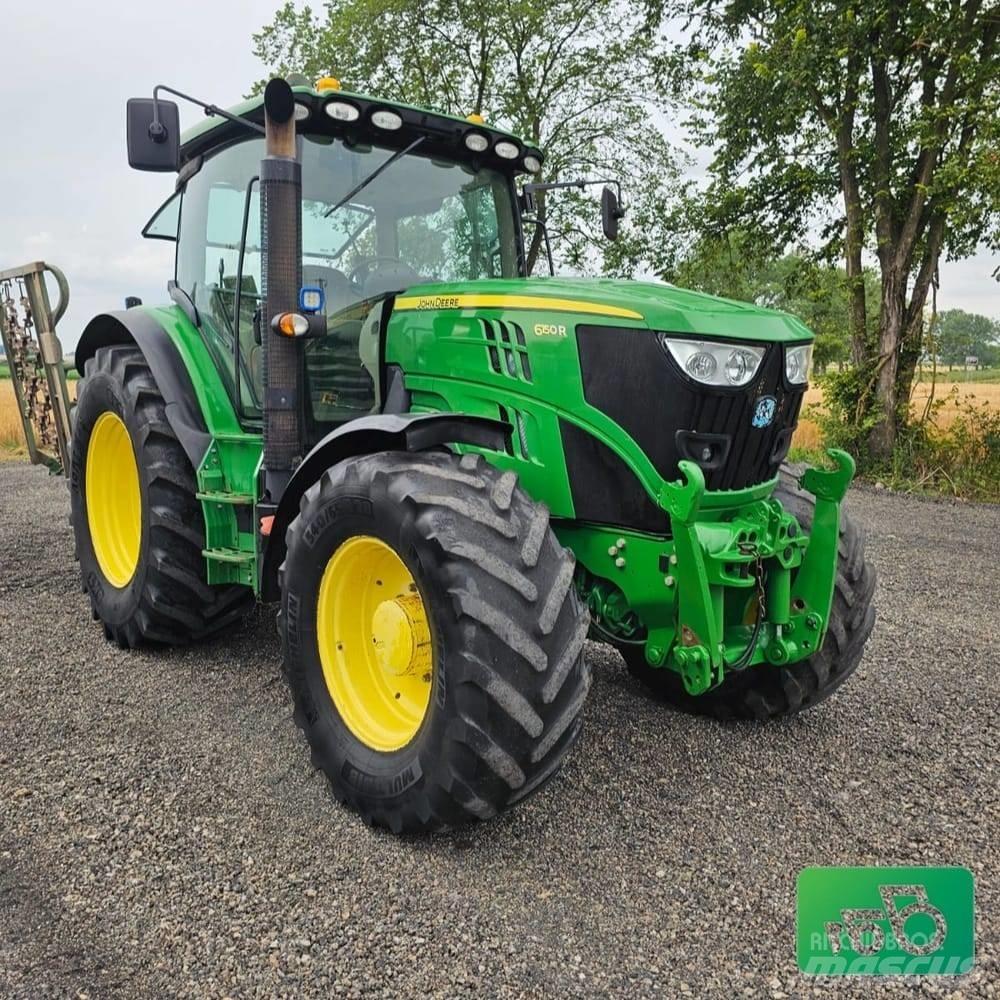 John Deere 6150 R Traktoren