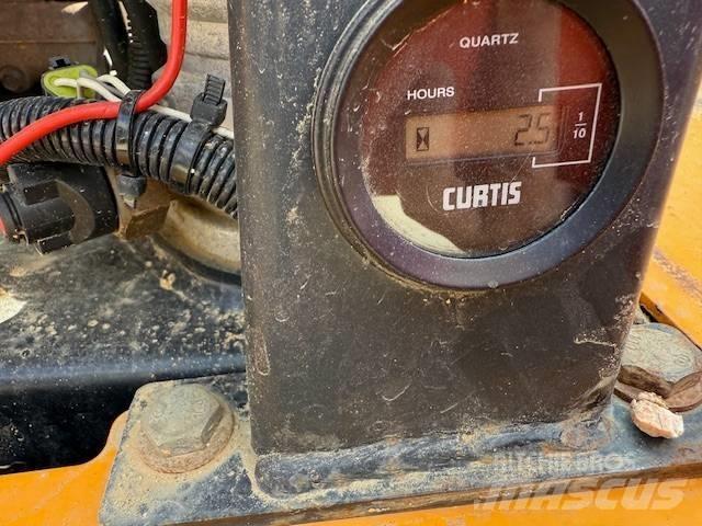 Thwaites MACH 474 Minidumper