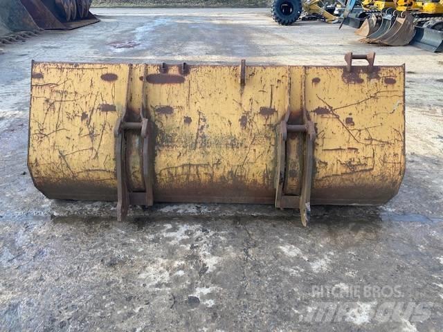 CASE 580 Schaufeln