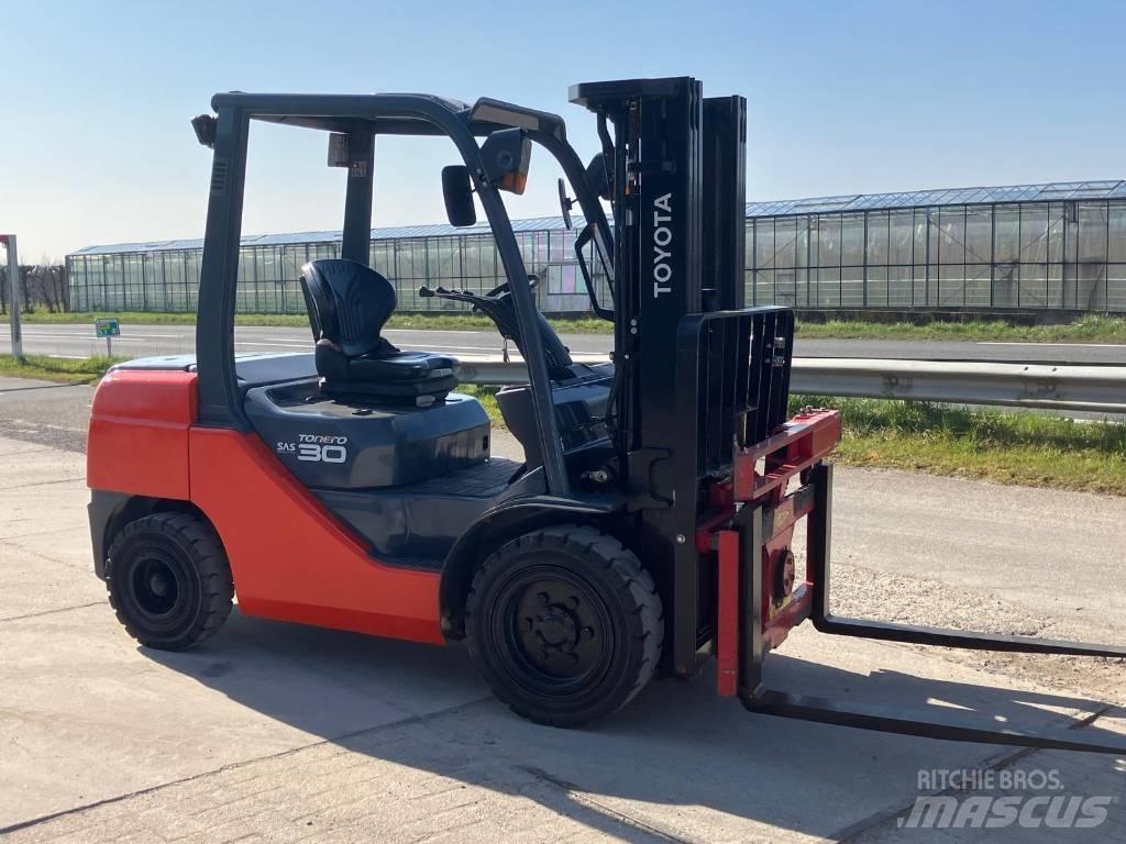 Toyota 52-8 FDF 30 Dieselstapler