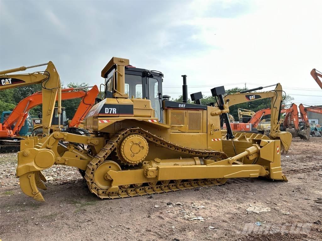 CAT D7R Bulldozer