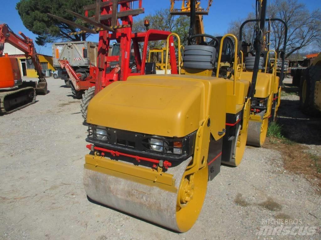 CAT CB 214 E Tandemwalzen