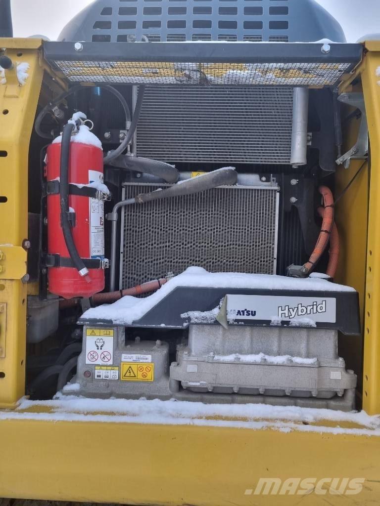 Komatsu HB 215 LC-2 Raupenbagger