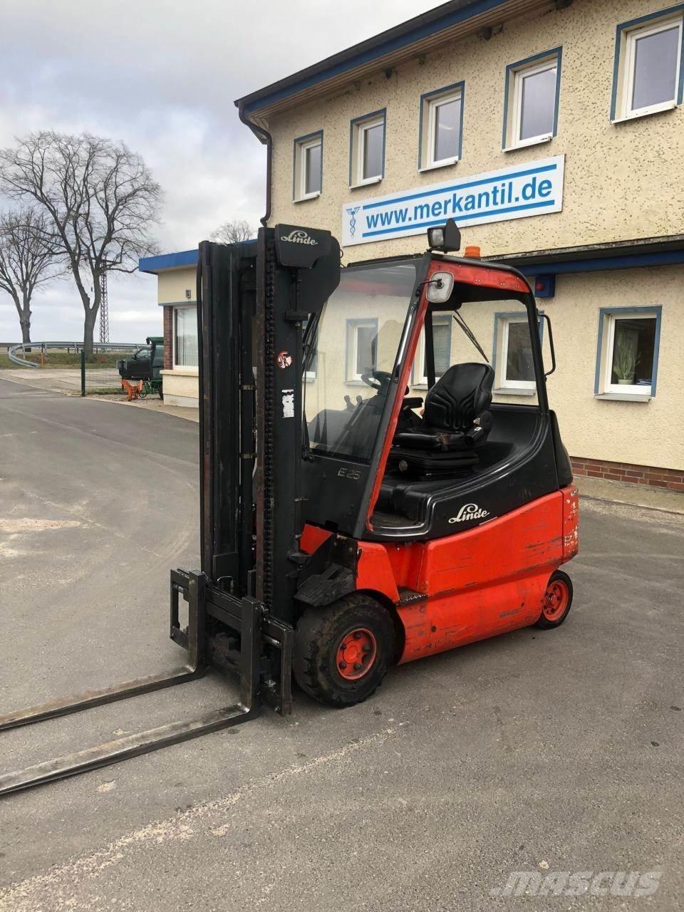 Linde E 25 Elektrostapler