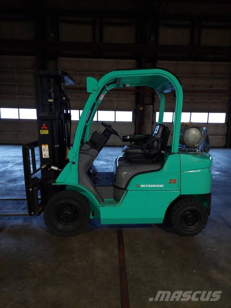 Mitsubishi FG 25 N Gasstapler