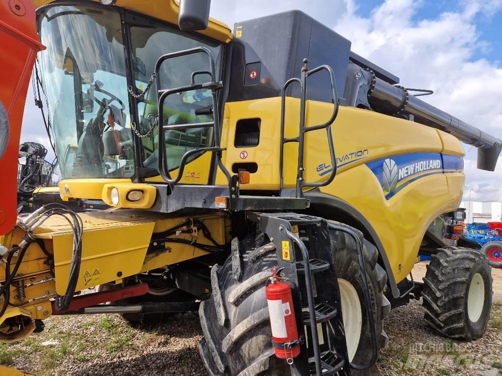 New Holland CX 8070 Mähdrescher