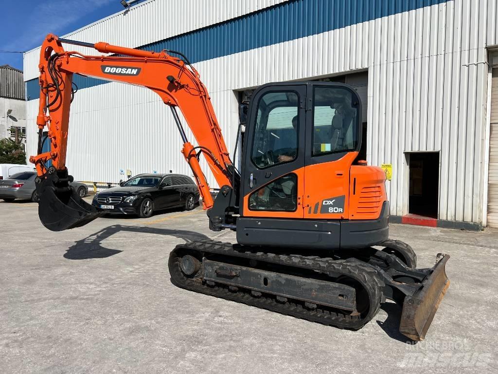 Doosan DX 80 R Midibagger  7t - 12t