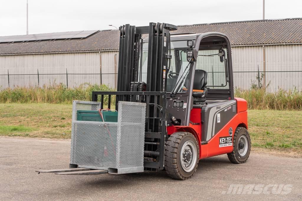 Manitou ME 450 Elektrostapler