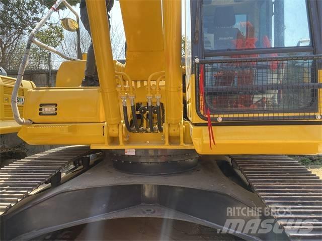 Komatsu PC 220-8 Raupenbagger