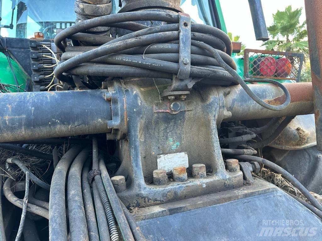 Valtra T130 Forsttraktoren