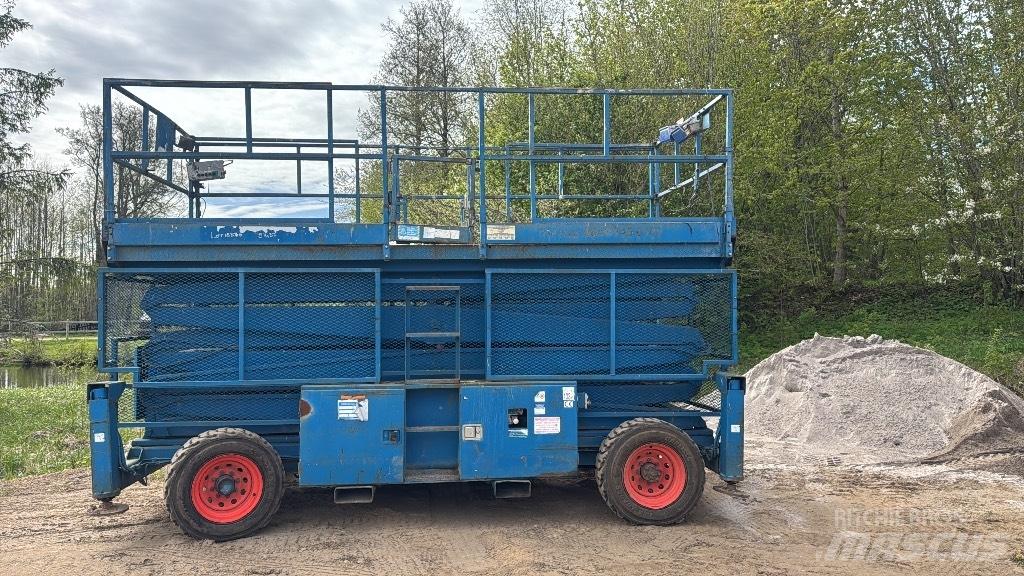 SkyJack SJ 9250 Scheren-Arbeitsbühnen
