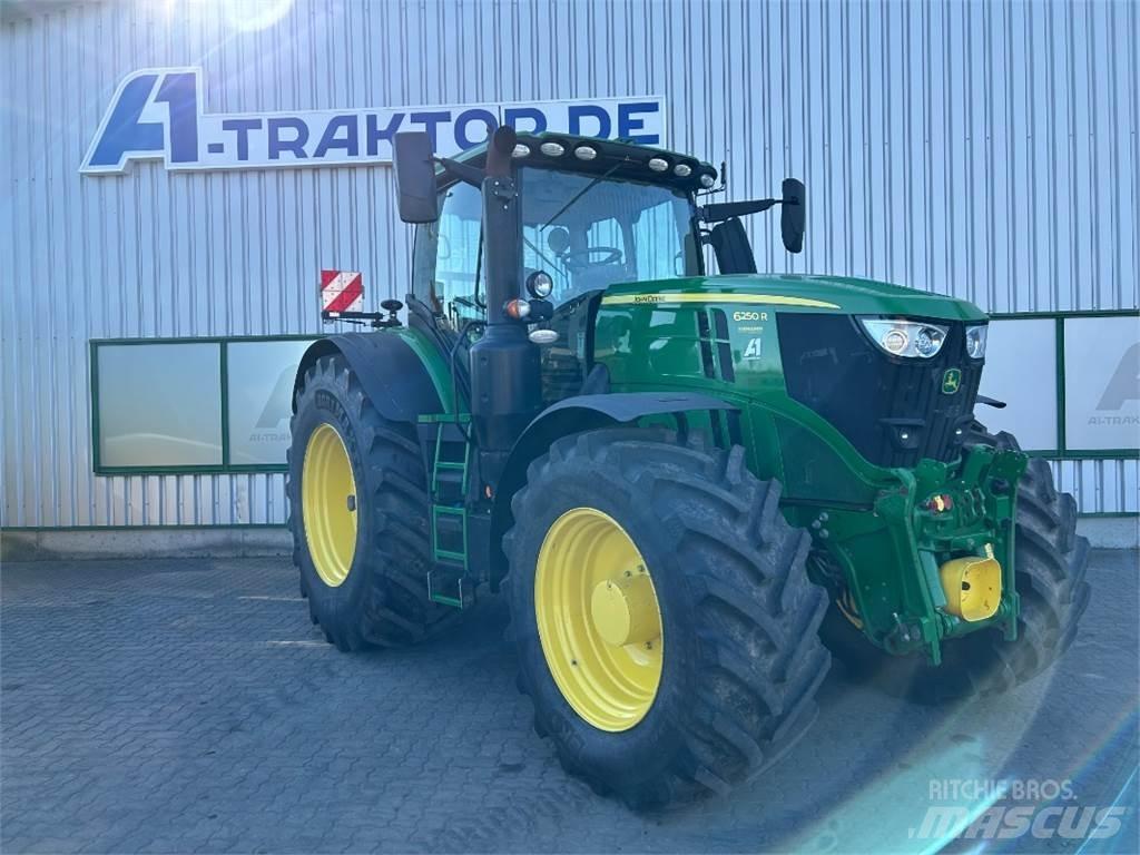 John Deere 6250R Traktoren