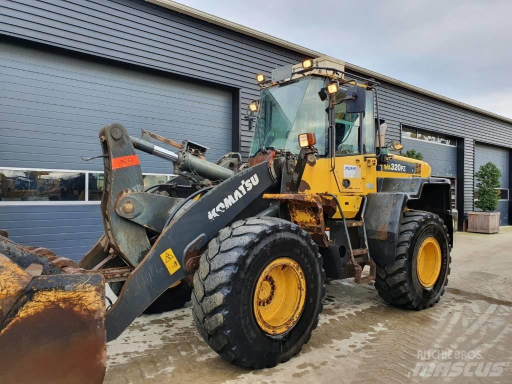 Komatsu WA 320 PZ-6 Radlader