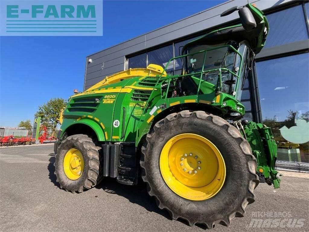 John Deere 8600 Selbstfahrende Häcksler
