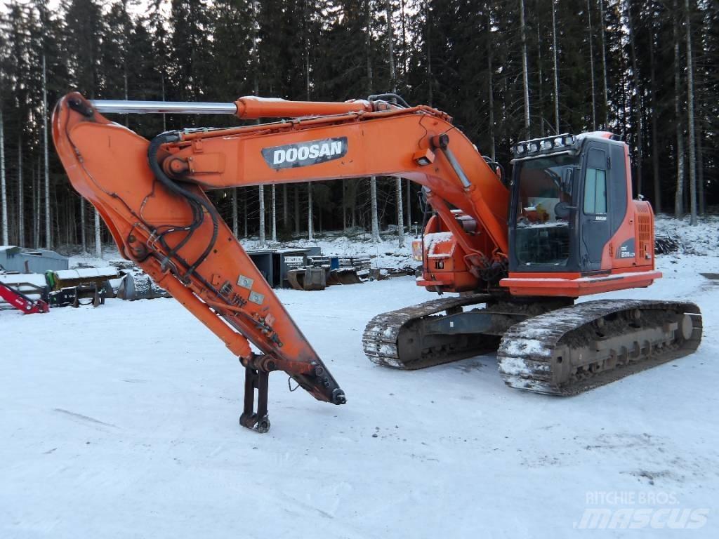Doosan DX 235 LCR Raupenbagger