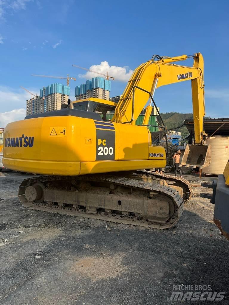 Komatsu PC 200-7 Raupenbagger