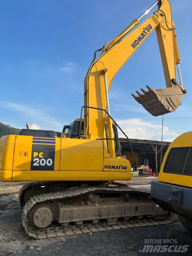 Komatsu PC 200-7 Raupenbagger