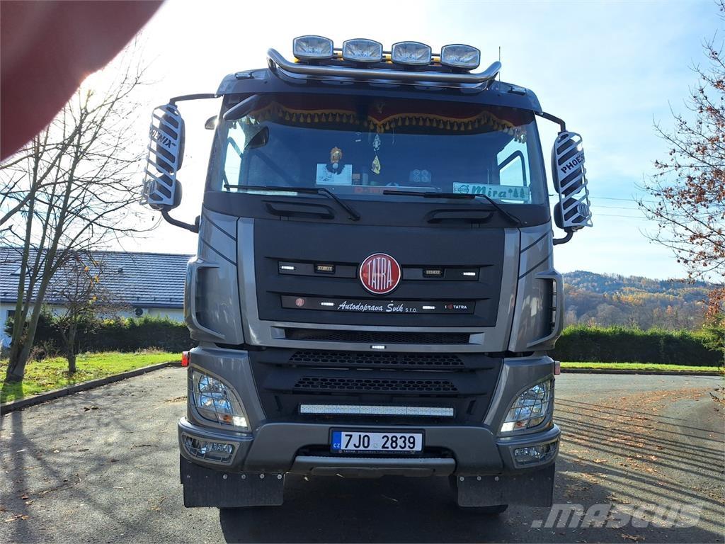 Tatra 8P6R33 Sattelzugmaschinen