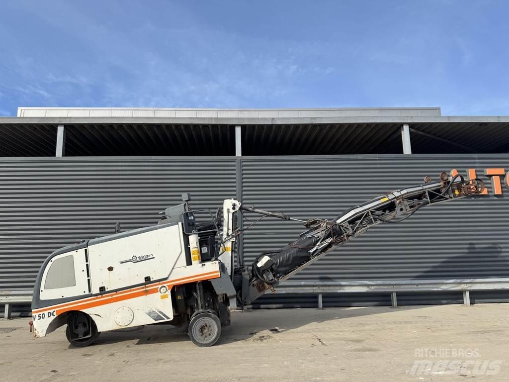 Wirtgen W 50 DC Asphaltfräsen
