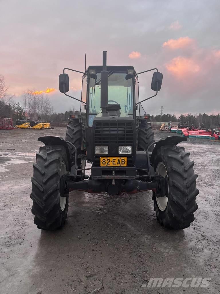 Sisu Valmet 665 Traktoren
