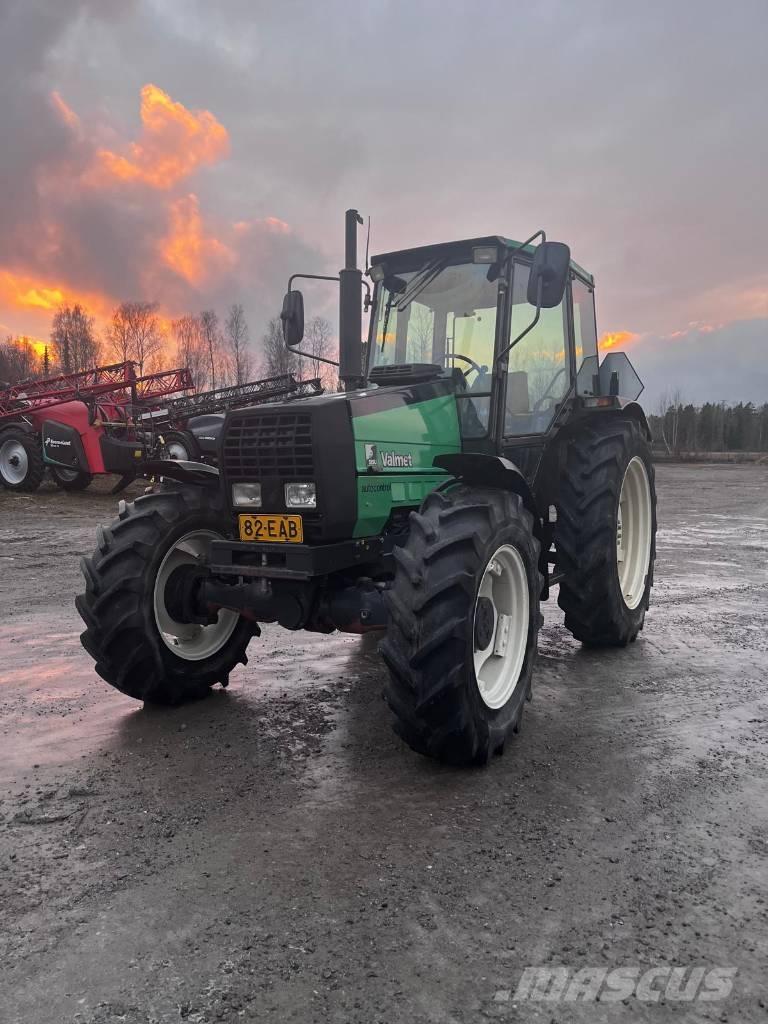 Sisu Valmet 665 Traktoren