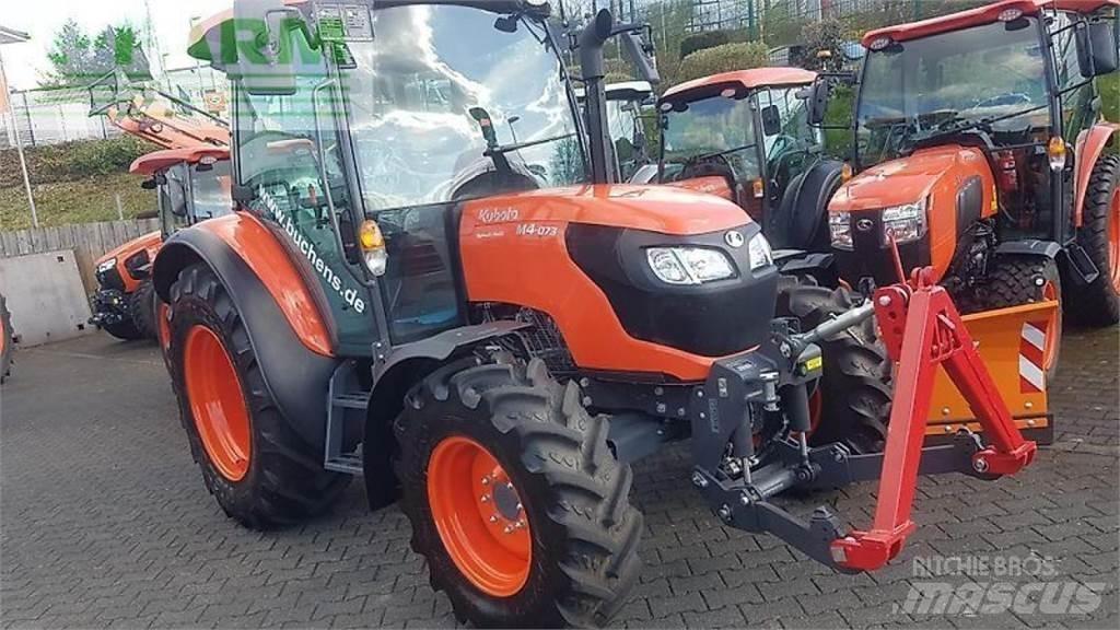 Kubota m4073 cab Traktoren