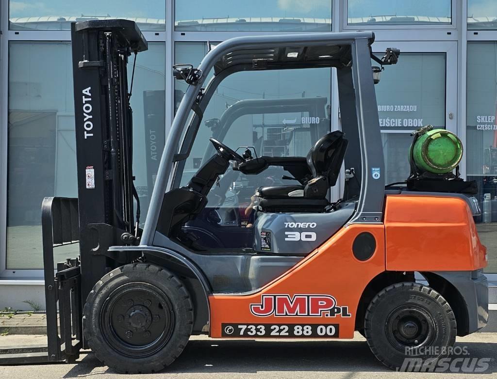 Toyota 8 FG 30 F Gasstapler