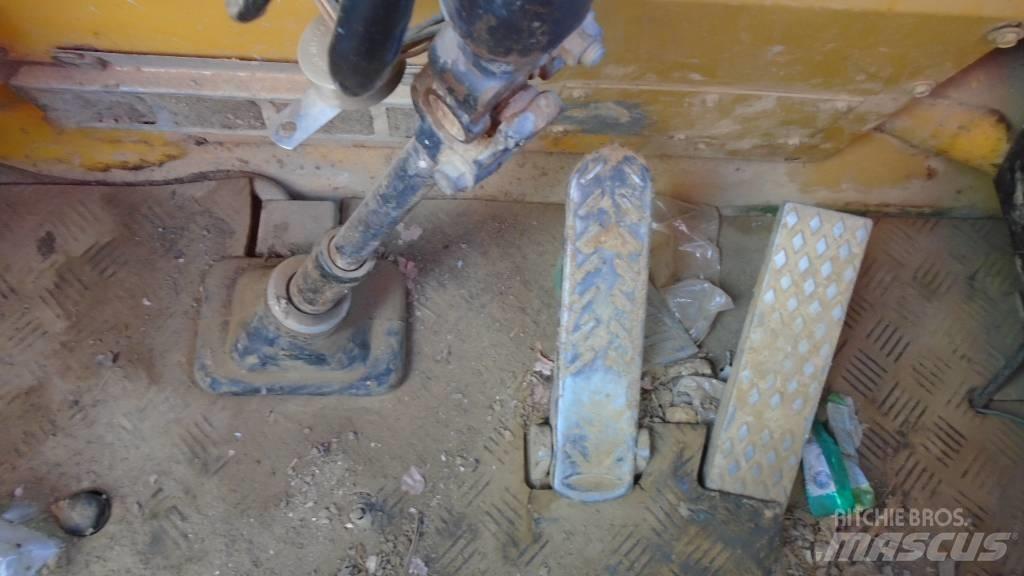 Volvo A 25 B Geländestapler