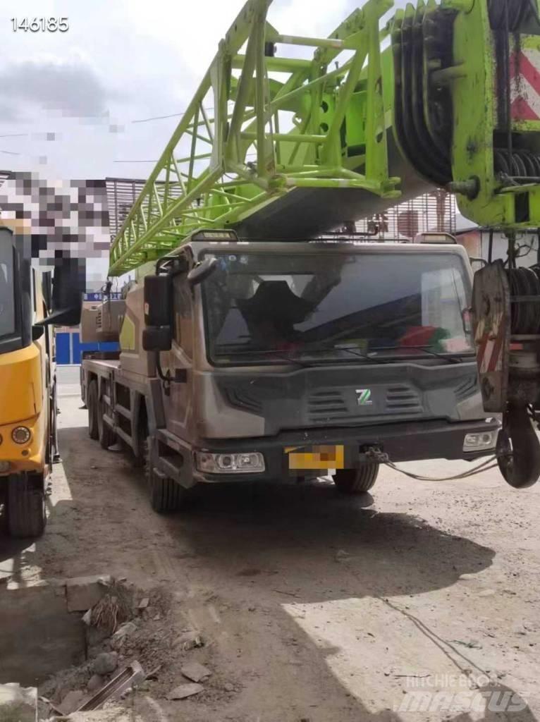 Zoomlion ztc251v5 All-Terrain-Krane