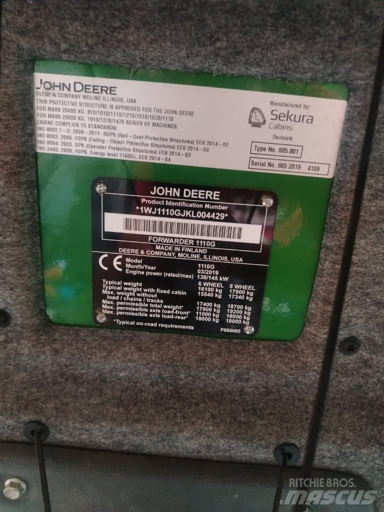 John Deere 1110 Forwarder