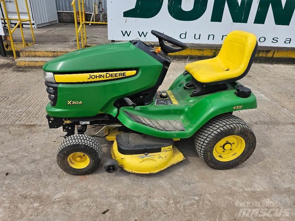 John Deere X 304 Reitermäher