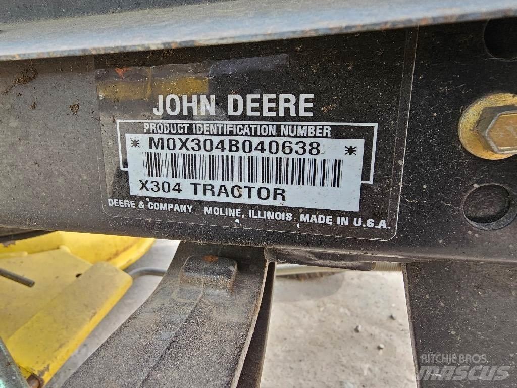 John Deere X 304 Reitermäher