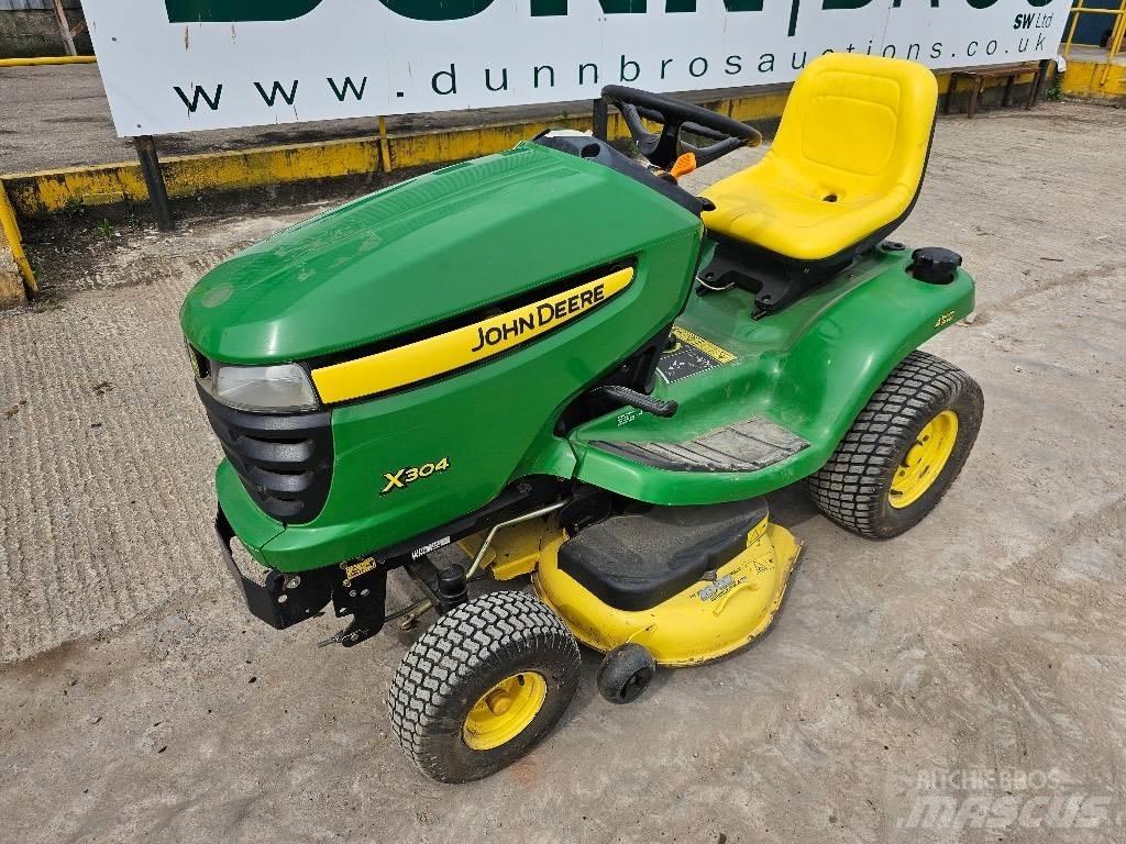 John Deere X 304 Reitermäher