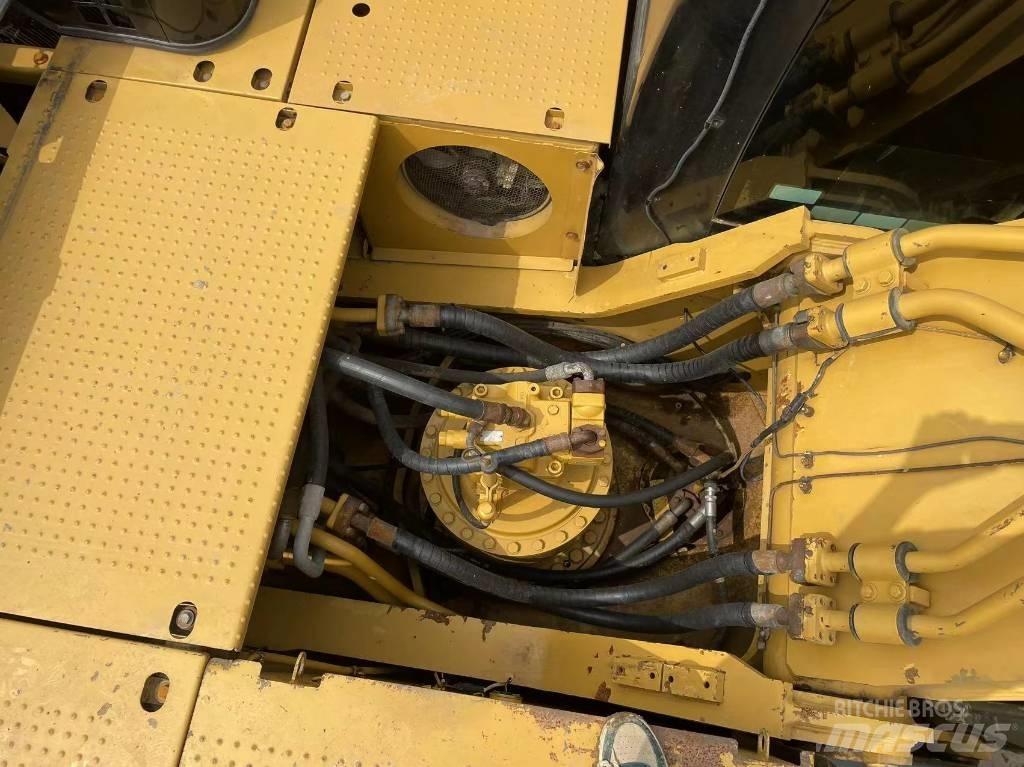 CAT 330 D Raupenbagger